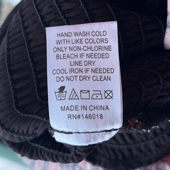 🆕🌹Lost+Wander Black Mauve Floral Smocked Mini Dress Long Sleeve Ruffle Hem SizeM - Picture 16 of 16